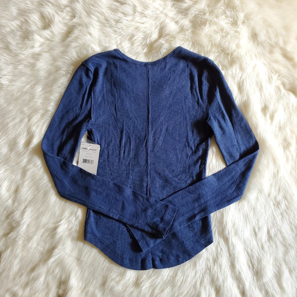 Free People Tate Keyhole Blue Layering Top XS NWT - Picture 12 of 16
